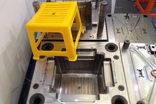 注塑模具加工中模具原理及組成要點有那些呢？