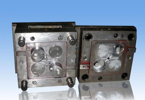 如何預防模具拉不開模？ 深圳塑膠模具開模